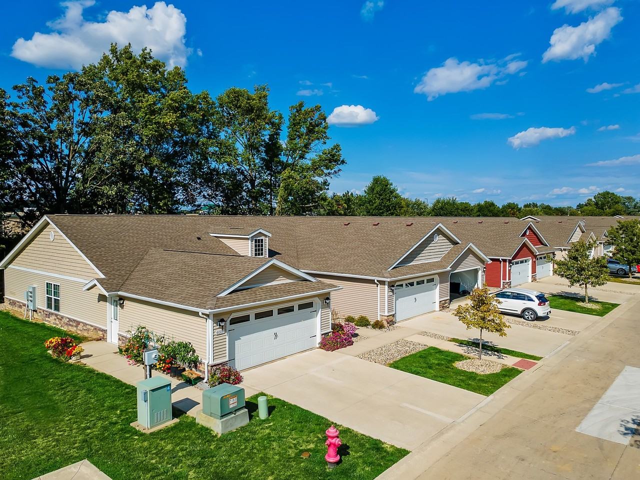 Redwood Fort Wayne Maplecrest Road - Photo 3 of 25