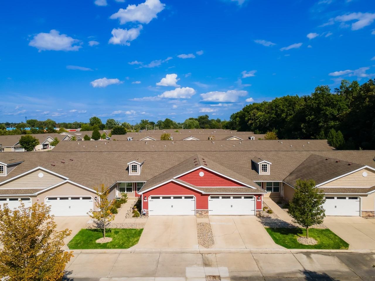 Redwood Fort Wayne Maplecrest Road - Photo 4 of 25