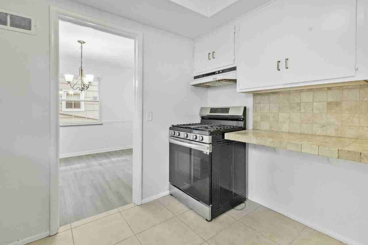 3836 Woodmont Road - Photo 6 of 18