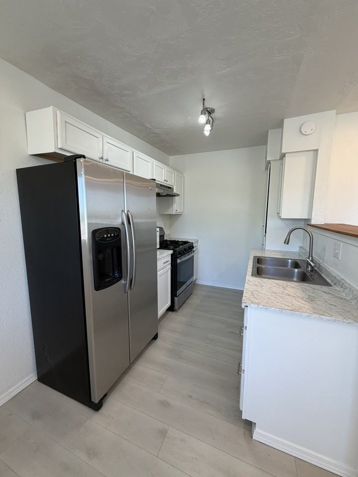 10624 Towner Ave Ne #C - Photo 6 of 28