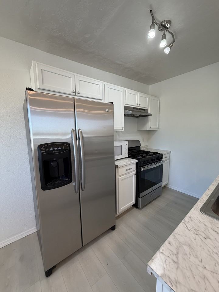 10624 Towner Ave Ne #C - Photo 7 of 28