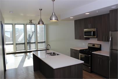 East Terrace Apartments - Photo 4 of 27