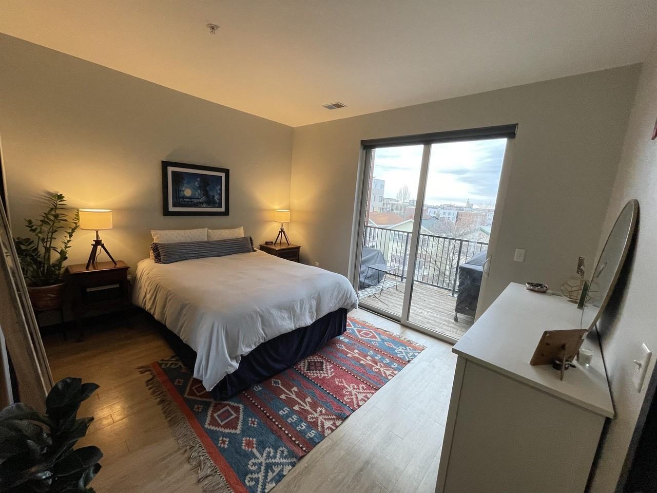 East Terrace Apartments - Photo 7 of 27