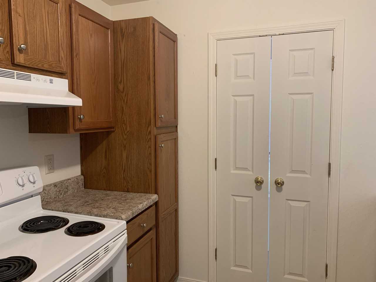 Chateau Apartments - Photo 6 of 50