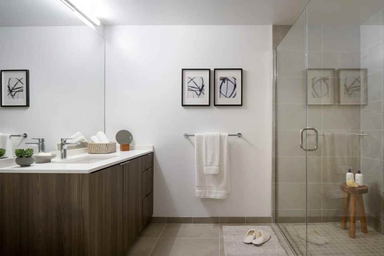 3098 W Kyne St, Unit 124 - Photo 5 of 10