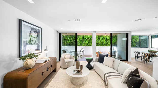 153 San Vicente Boulevard, Unit 102 - Photo 3 of 12