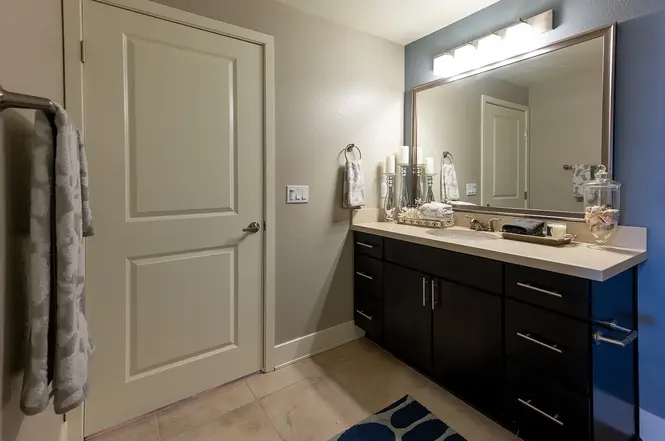 5945 Linda Vista Road, Unit C88 - Photo 6 of 24