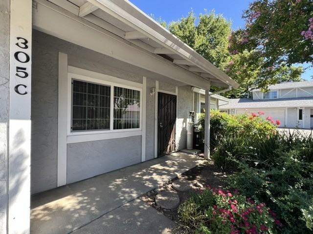 305 Saint Michael Court - Photo 2 of 33