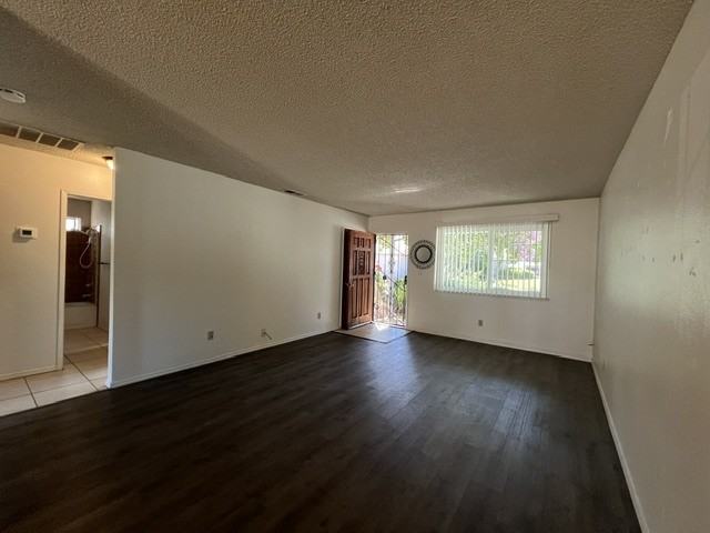 305 Saint Michael Court - Photo 4 of 33