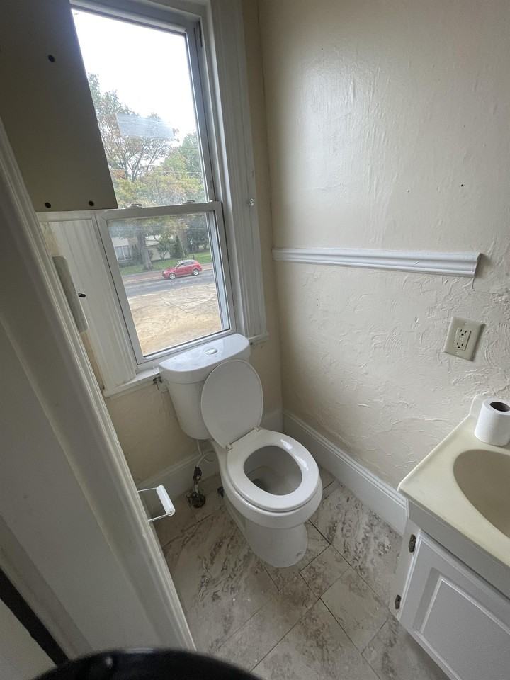 82-84 Market Street - Photo 2 of 6