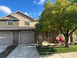 featured image of 1014 W Village River Ln #1