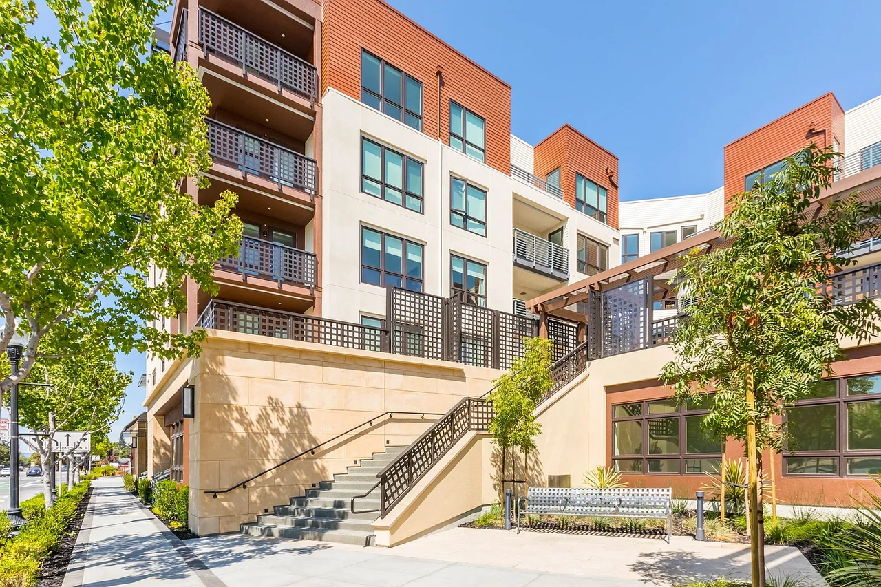 300 West Washington Avenue, Unit 302 - Photo 6 of 16