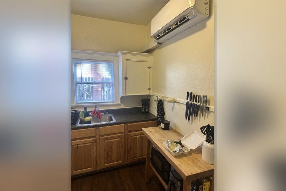 127 N 1st Ave, Unit 127 - Photo 7 of 16