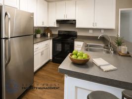 featured image of 1099 W Capitol Dr