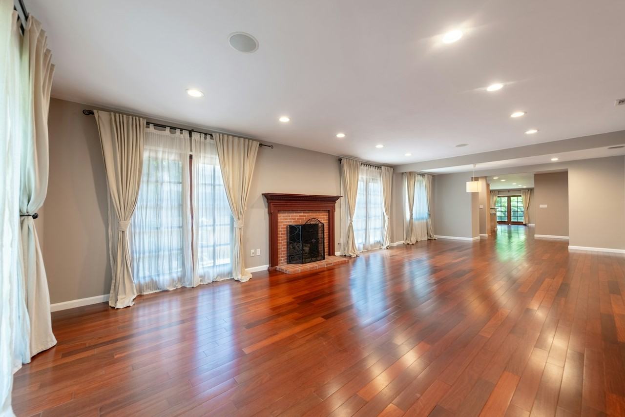 4167 Klump Avenue - Photo 4 of 30