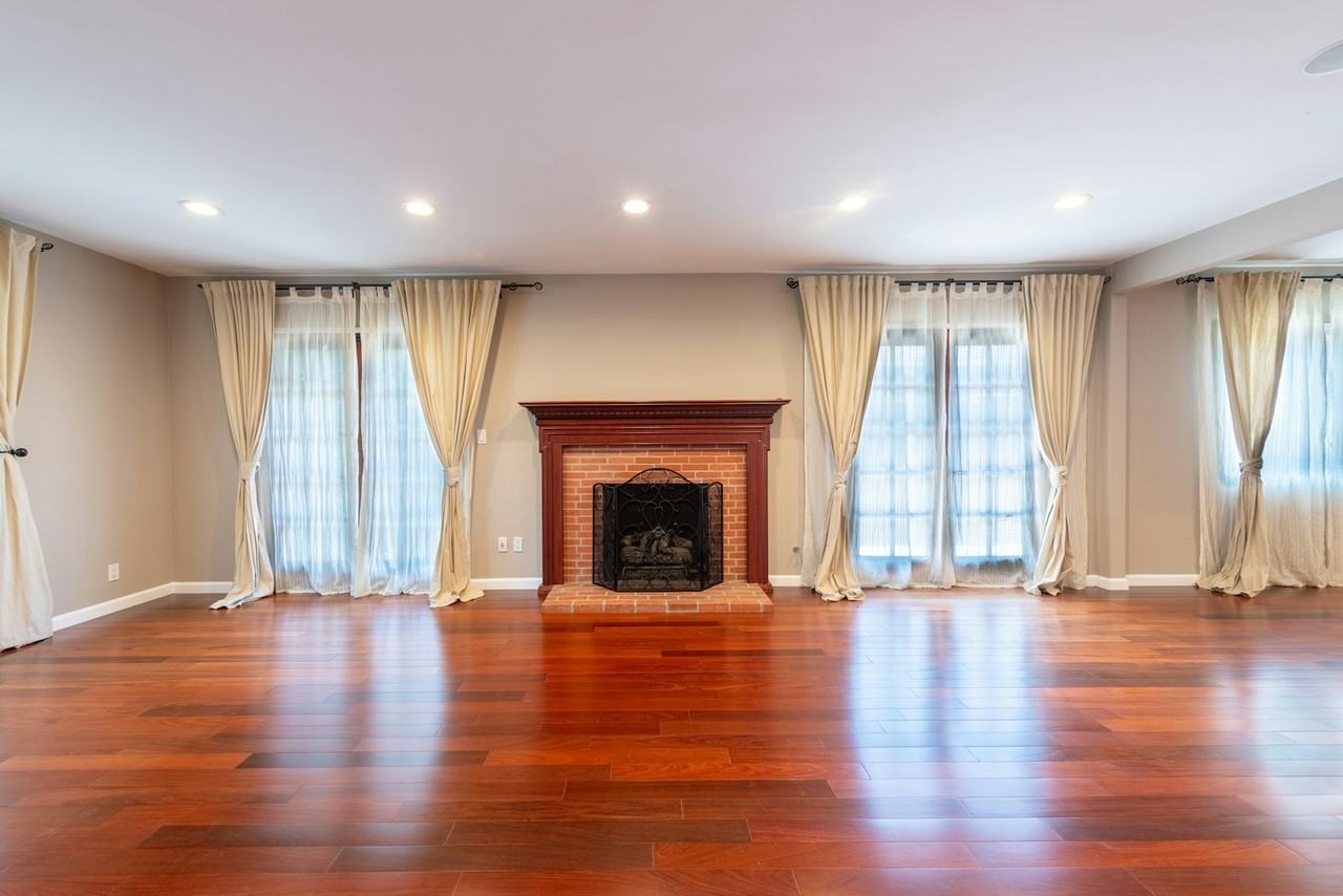 4167 Klump Avenue - Photo 5 of 30