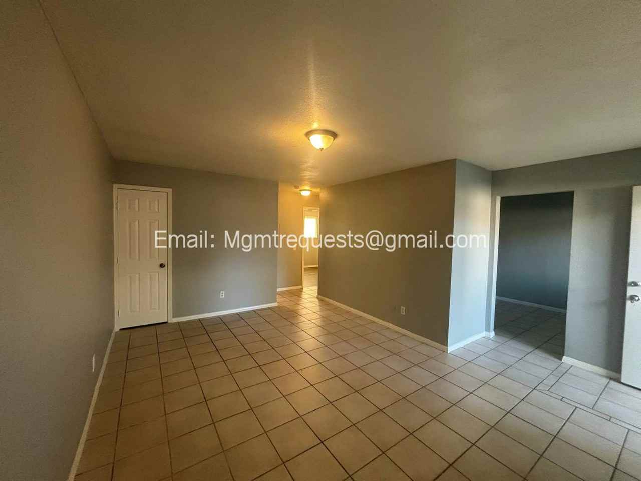 850 Prescott Way, Unit D - Photo 4 of 16