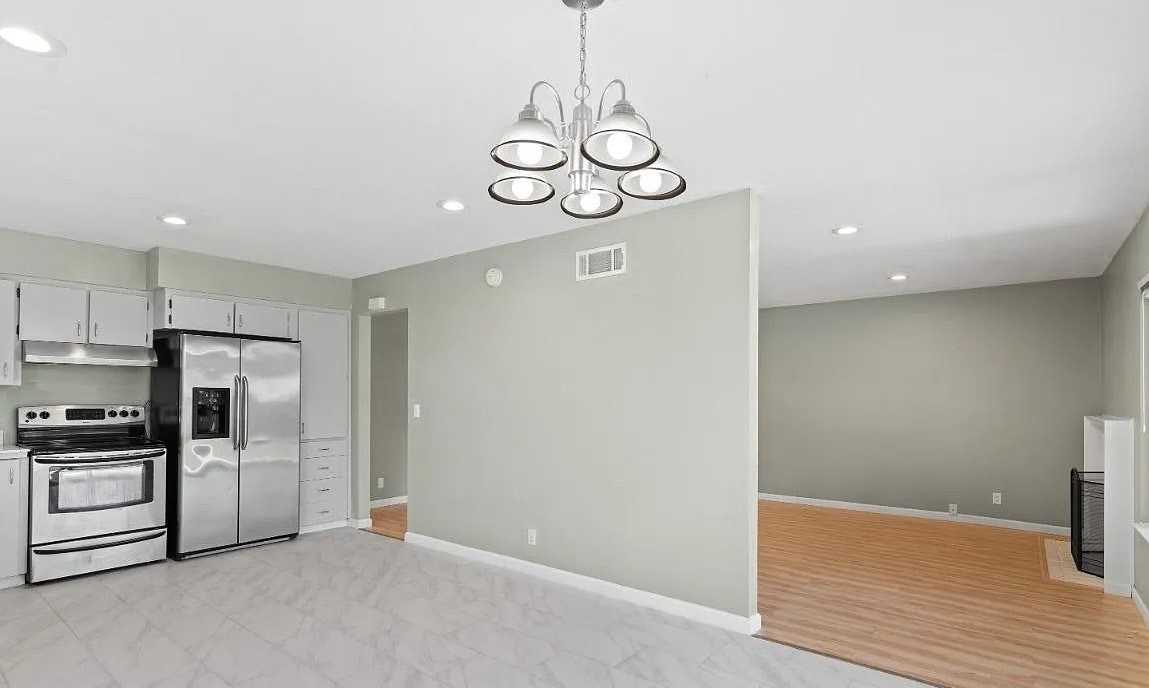 6109 Lean Ave - Photo 6 of 16