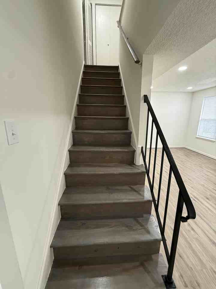 1924 Beaver Road - Photo 5 of 11