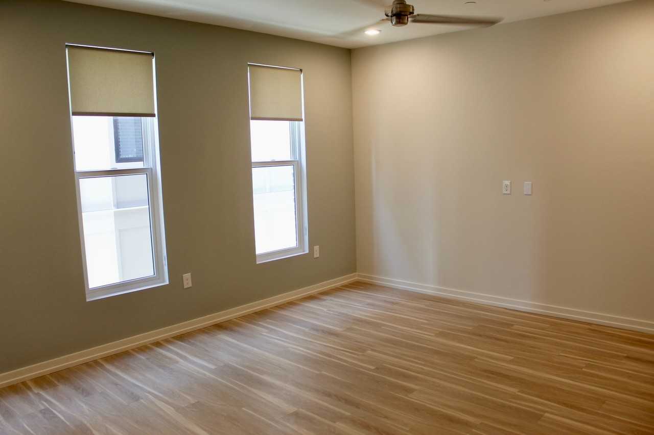 1124 Castle Street - Photo 2 of 12