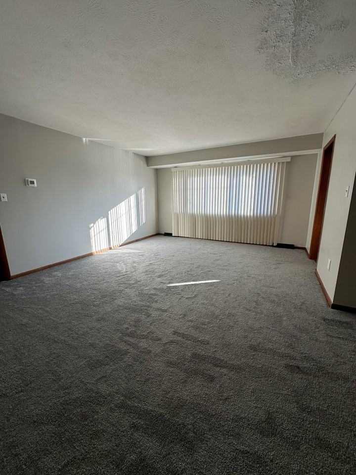 204 Solon Road - Photo 3 of 12