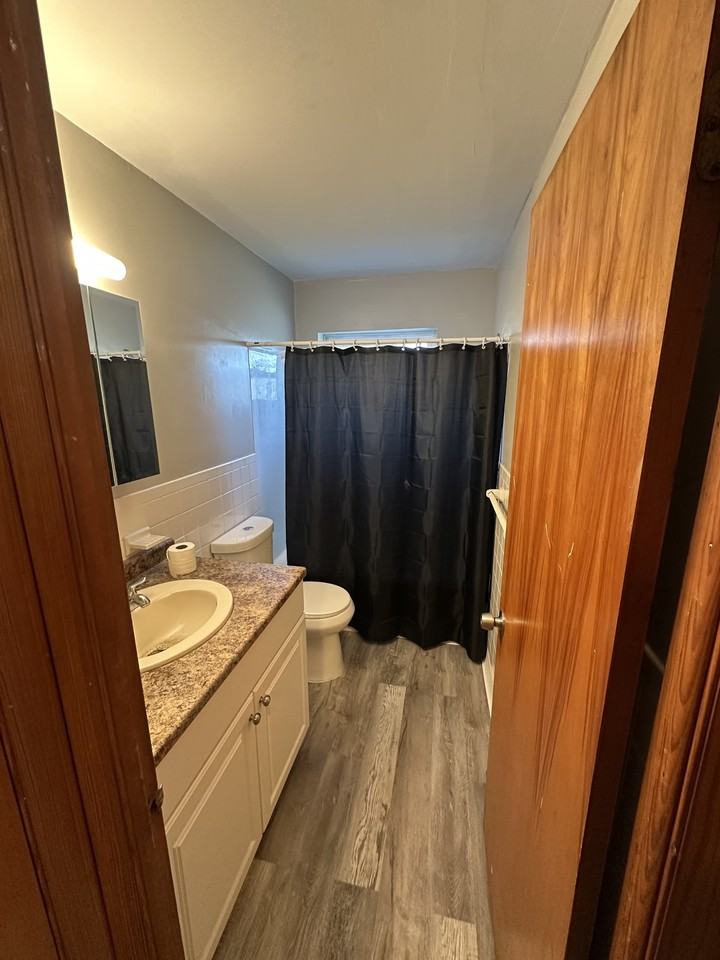 204 Solon Road - Photo 7 of 12