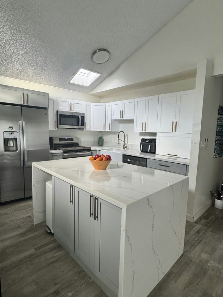 95-105 Hokuao Place, Unit A - Photo 4 of 16