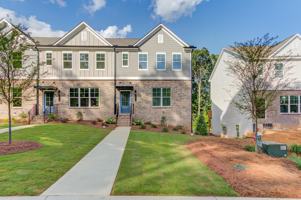 featured image of 1290 Ainsworth Aly #1