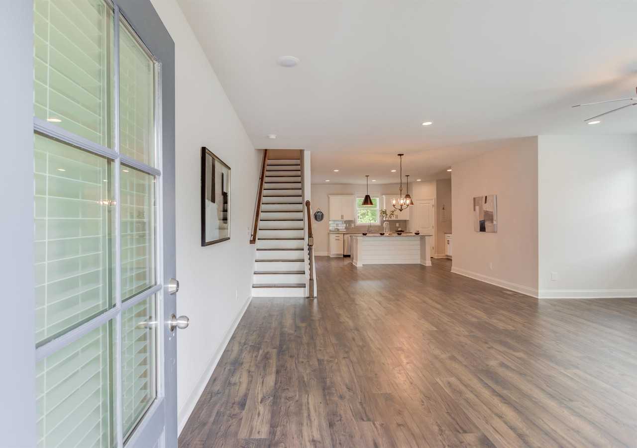 1290 Ainsworth Aly #1 - Photo 4 of 49