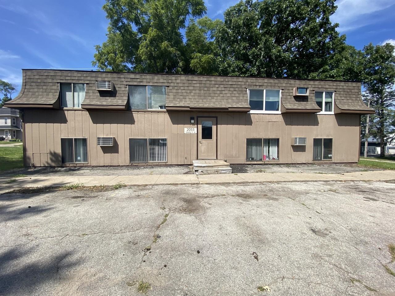 2055 5th Ave #3