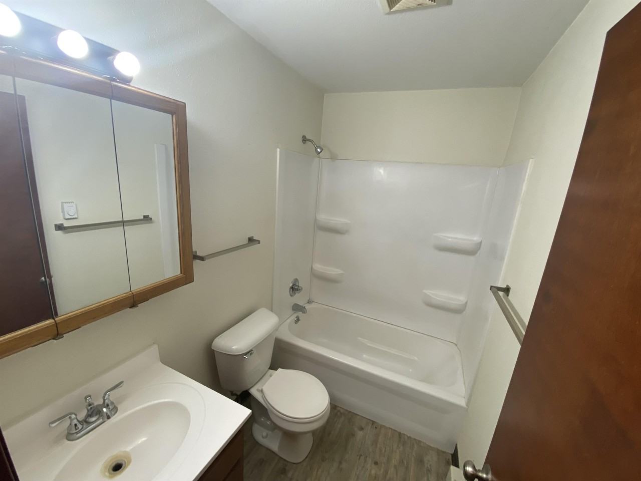 2055 5th Ave #3 - Photo 4 of 9