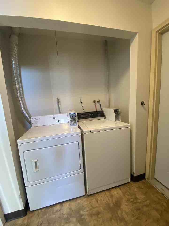 2055 5th Ave #3 - Photo 7 of 9