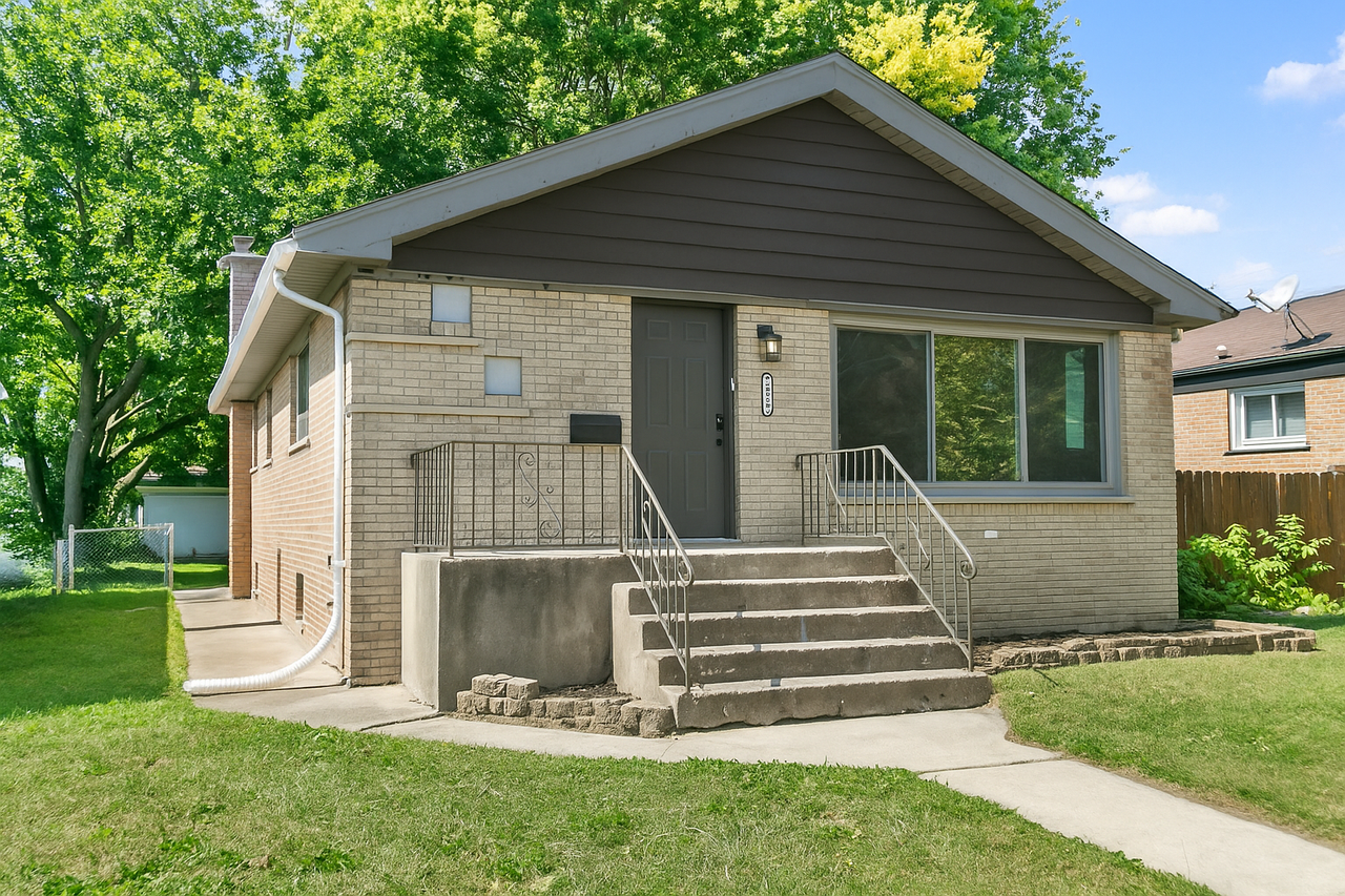 14214 Minerva Ave #1