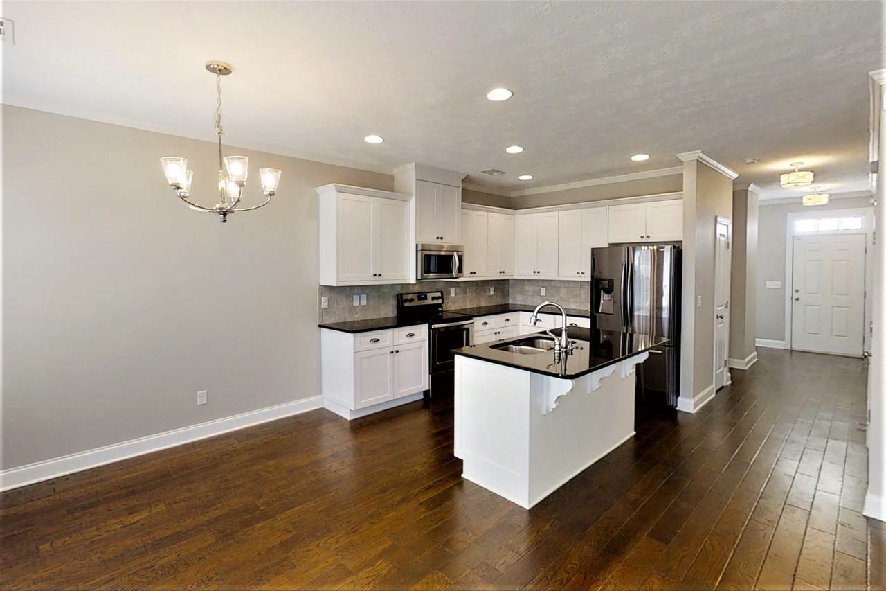 407 Brantley Cove Cir #1 - Photo 6 of 21