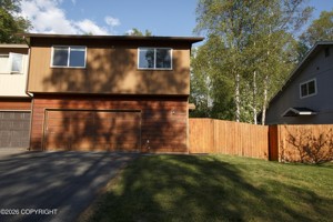 featured image of 9409 Agattu Cir