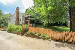 610 N Olive Ave - Photo 1 of 1