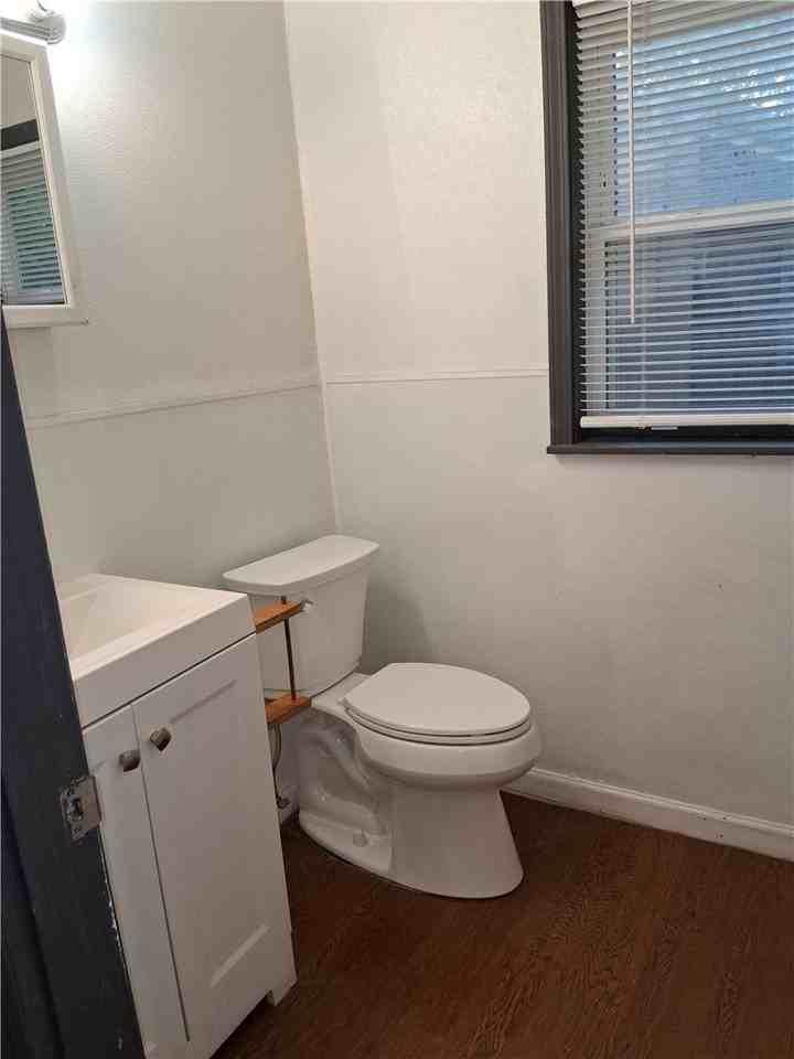 217 E Adobe St - Photo 6 of 11