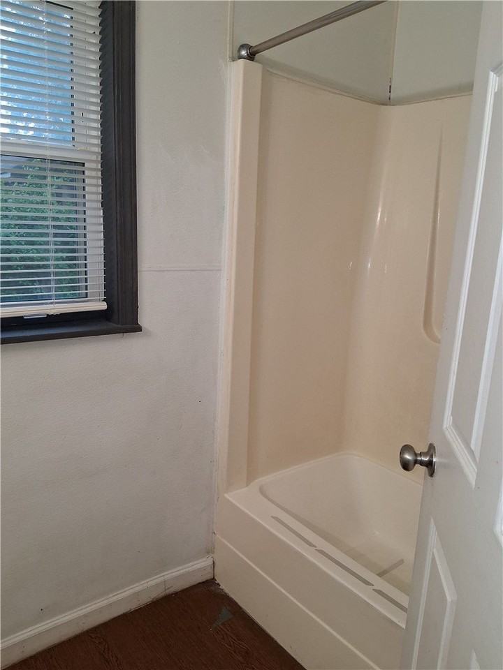 217 E Adobe St - Photo 7 of 11