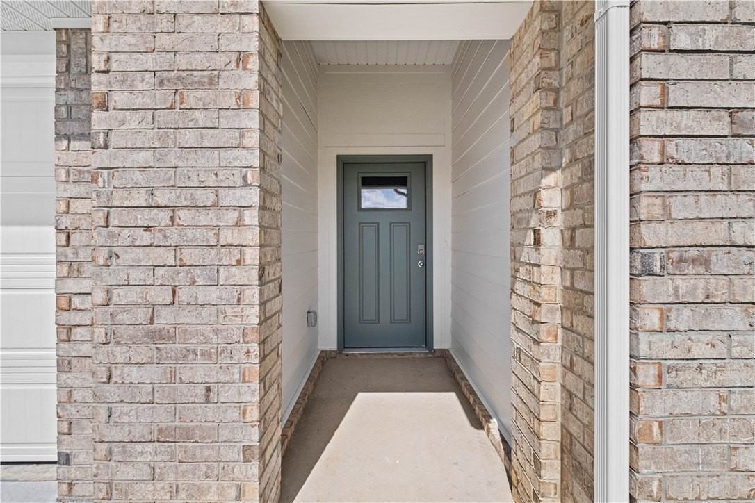 523 Nevada St - Photo 4 of 30