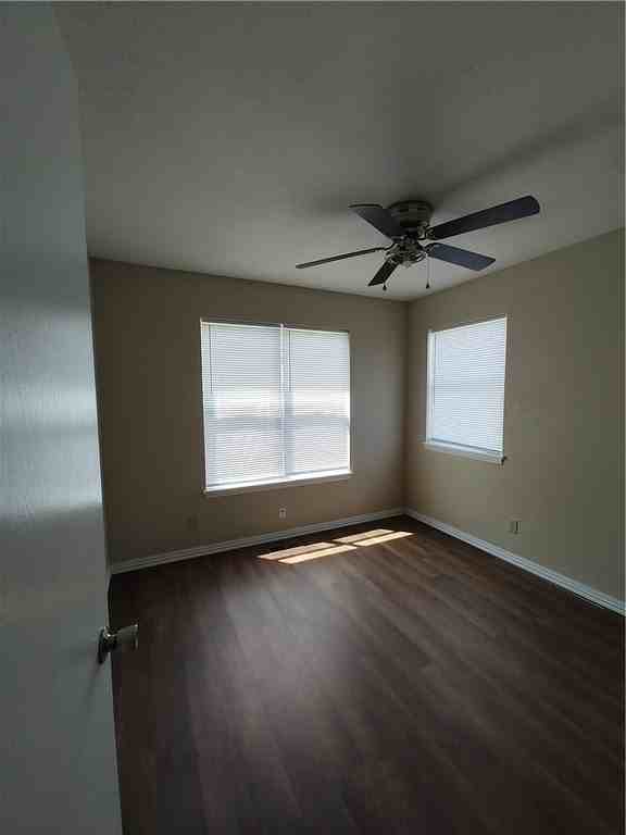 2989 E Setter St - Photo 4 of 23