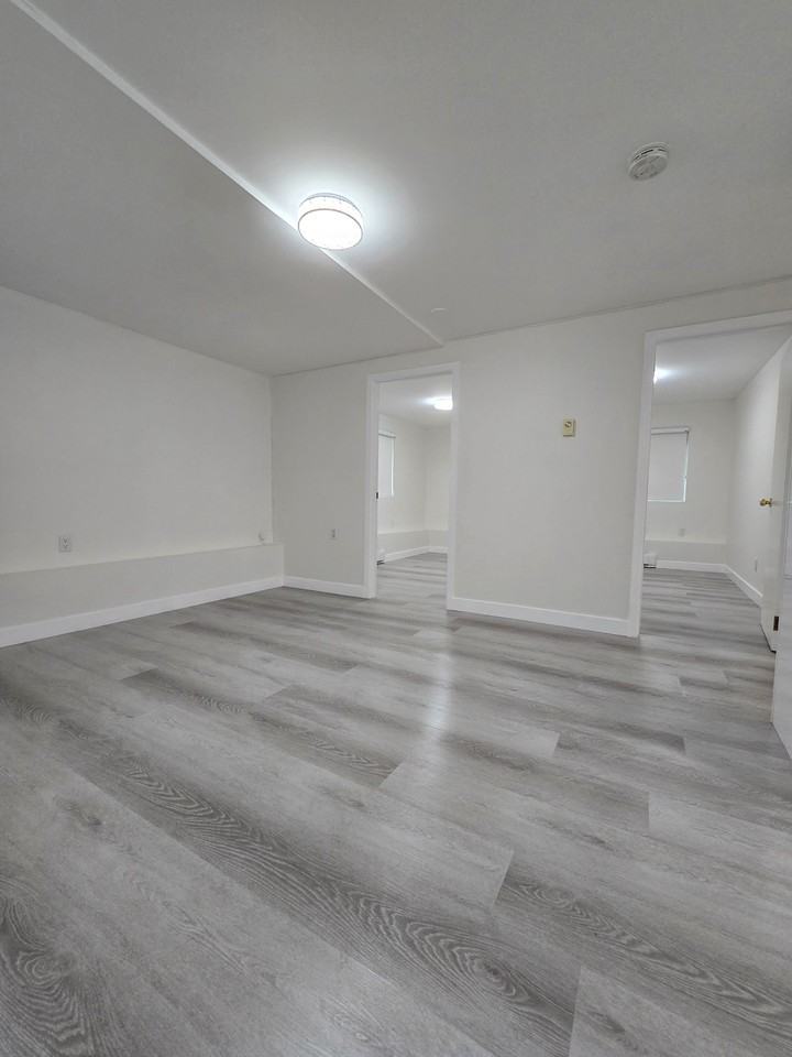 3131 W 6th Ave - Photo 3 of 10