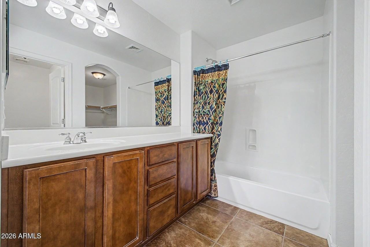 1414 S Jessica Ln - Photo 6 of 18