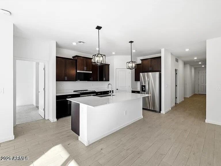 24629 W Grove St - Photo 3 of 19