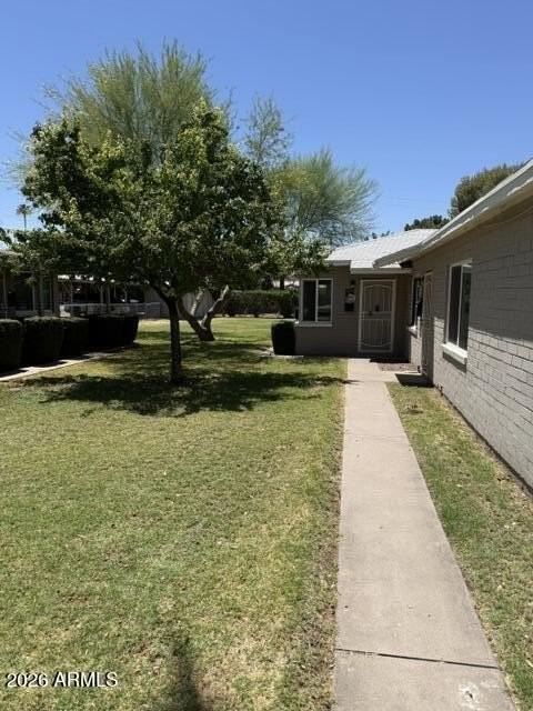 2545 E Clarendon Ave #3 - Photo 2 of 20