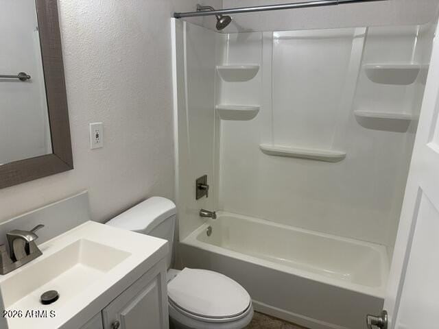 2545 E Clarendon Ave #3 - Photo 5 of 20