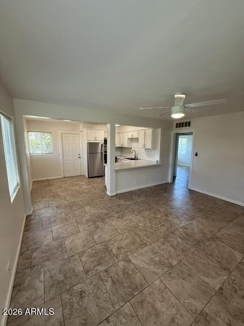 2545 E Clarendon Ave #3 - Photo 7 of 20
