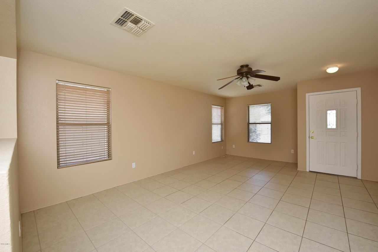 8843 E Pampa Ave - Photo 4 of 31