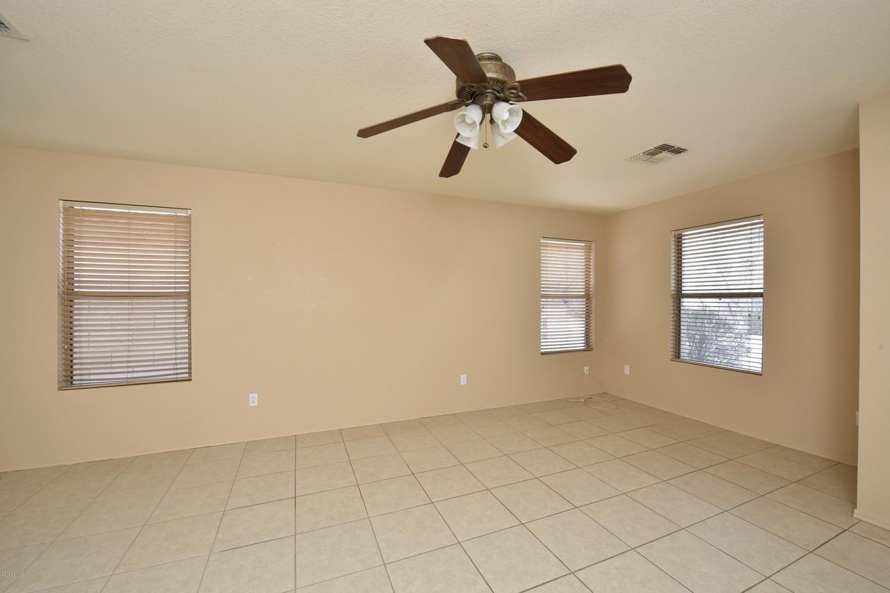 8843 E Pampa Ave - Photo 6 of 31