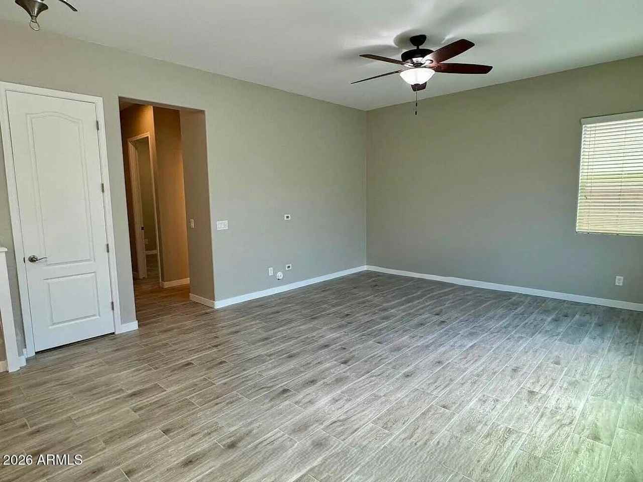 1433 E Lovebird Ln - Photo 4 of 16