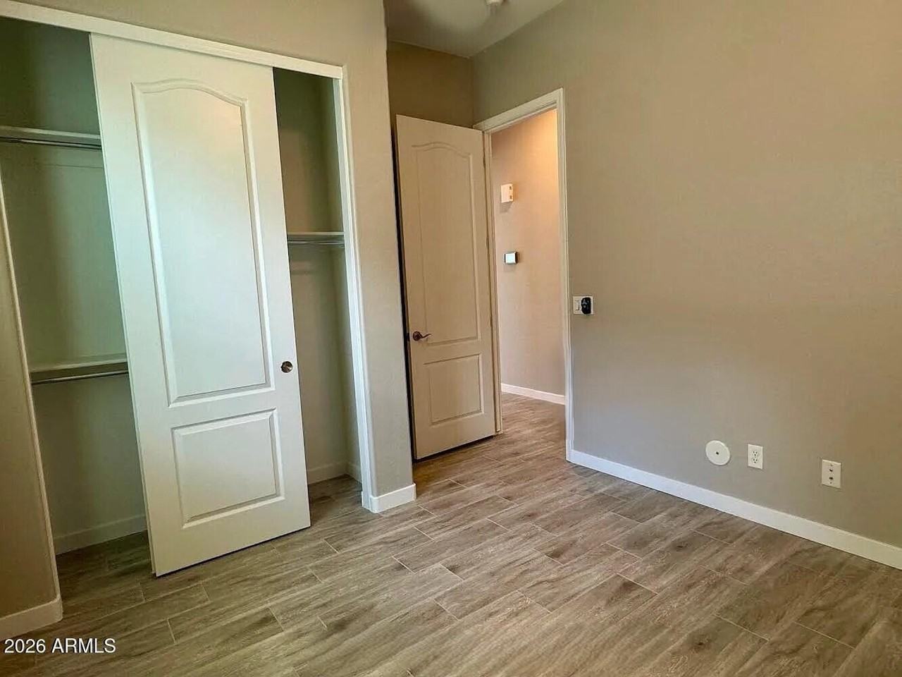 1433 E Lovebird Ln - Photo 5 of 16